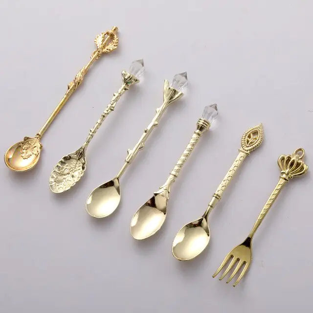 Vintage Dessert Royal Style  Cutlery Set